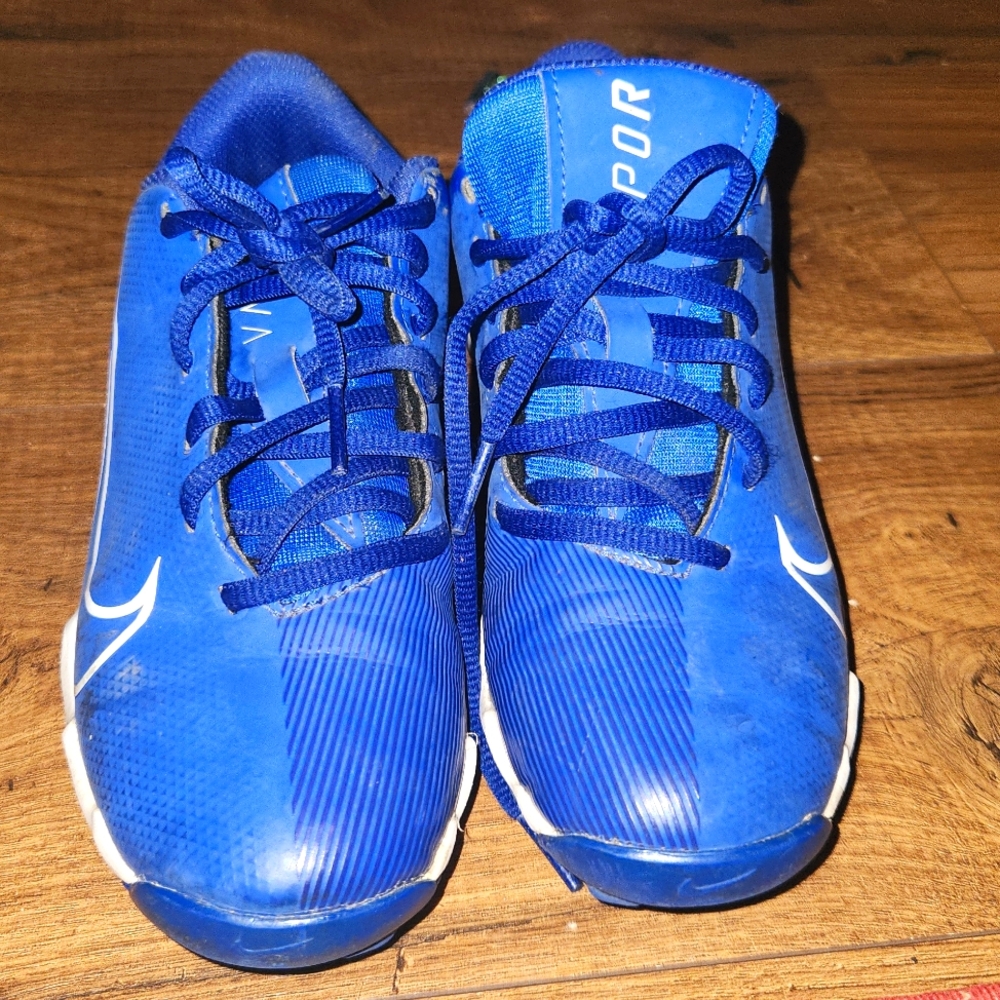 Nike Vapor Ultrafly size 2y